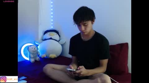 Snapshot of noah_blaze chatting on December 17, 3:01 am Noah Blaze online show from December 17, 3:01 am