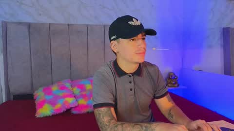 Snapshot of noah_coleman__ chatting on January 9, 12:46 am NOAH online show from January 9, 12:46 am