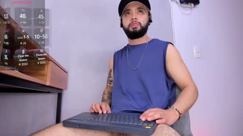 Snapshot of noah_devil_ chatting on March 31, 1:51 am noah_devil_ online show from March 31, 1:51 am