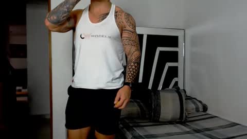 Snapshot of noah_harris01 chatting on November 12, 9:25 pm Noah Harris01 online show from November 12, 9:25 pm