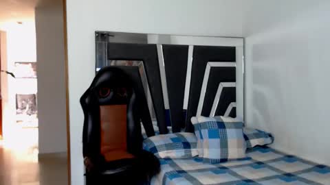 Snapshot of noah_harris01 chatting on November 22, 2:05 pm Noah Harris01 online show from November 22, 2:05 pm