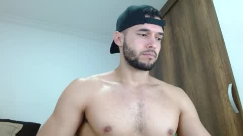 Noah online show from December 17, 11:38 am