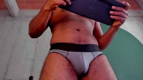 Snapshot of noah_jones__ chatting on September 9, 4:17 pm Noah online show from September 9, 4:17 pm