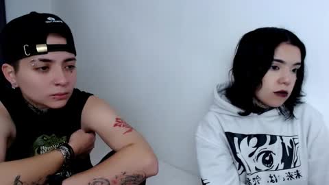 Snapshot of noah_martini chatting on February 16, 5:15 pm noah hehim online show from February 16, 5:15 pm