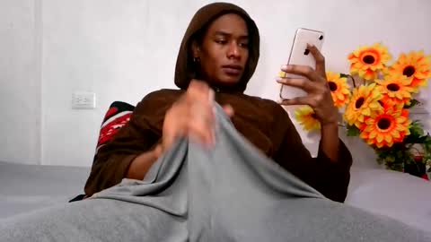 Noah Millers online show from November 20, 7:02 pm