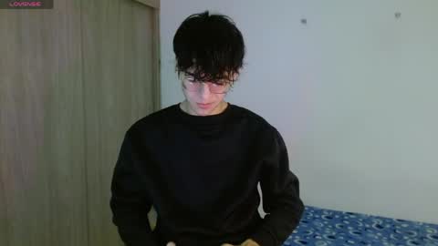 noah online show from May 11, 4:18 am