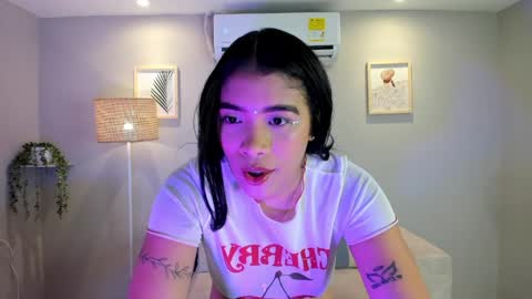 Noemy online show from June 6, 12:32 pm