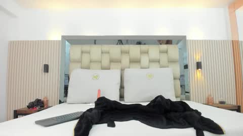  NOAH  online show from December 4, 11:19 am