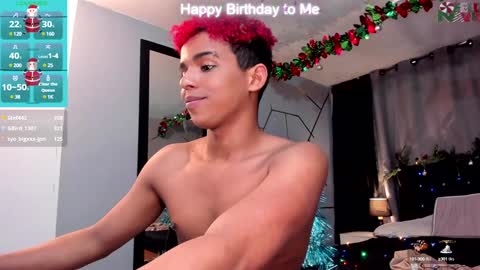 Snapshot of noah_smith04 chatting on December 16, 5:54 pm noah_smith04 online show from December 16, 5:54 pm