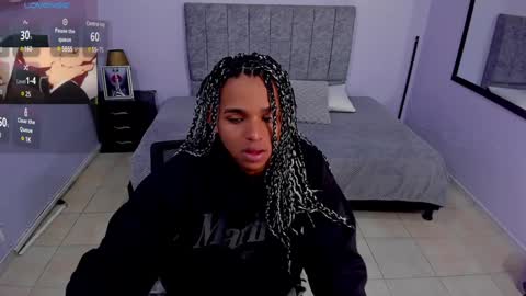 Snapshot of noah_smith04 chatting on January 13, 12:13 pm noah_smith04 online show from January 13, 12:13 pm