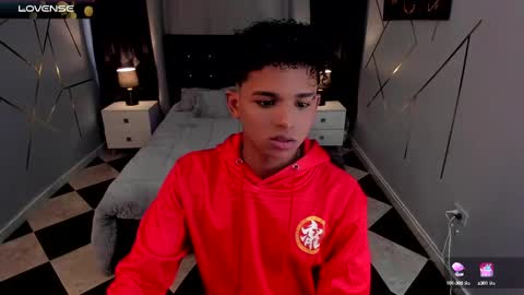 Snapshot of noah_smith04 chatting on February 10, 2:48 pm noah_smith04 online show from February 10, 2:48 pm