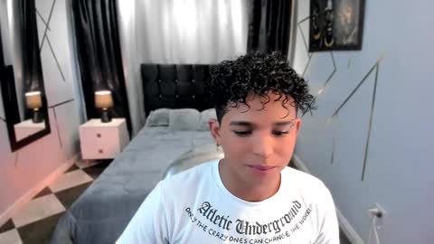 Snapshot of noah_smith04 chatting on February 28, 1:14 pm noah_smith04 online show from February 28, 1:14 pm