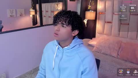 Snapshot of noah_smith04 chatting on November 4, 12:15 pm noah_smith04 online show from November 4, 12:15 pm