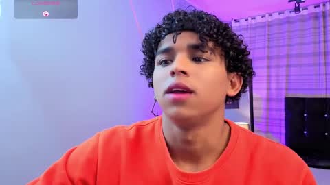 Snapshot of noah_smith04 chatting on November 27, 9:50 pm noah_smith04 online show from November 27, 9:50 pm