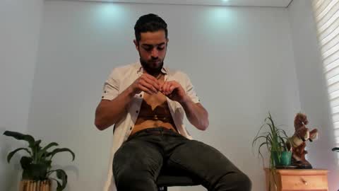 LIAM- noah online show from March 19, 1:26 pm