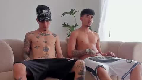 noahdaviss online show from June 13, 5:44 pm