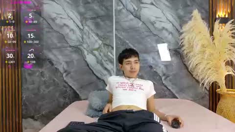   online show from June 20, 11:02 am