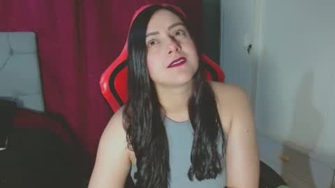 Snapshot of noamartin_ chatting on November 27, 12:13 am Noamartin online show from November 27, 12:13 am