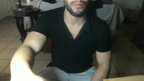 nobudget06 online show from January 22, 8:06 pm