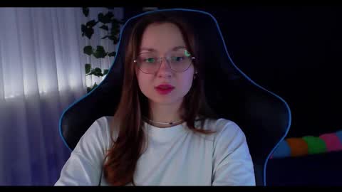 Sun or Luna online show from March 4, 9:11 pm