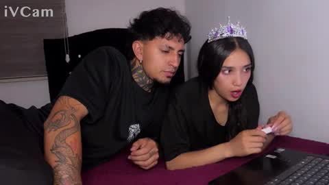 Snapshot of nocturnallovers_ss chatting on December 3, 3:25 am Jean Y Isa online show from December 3, 3:25 am