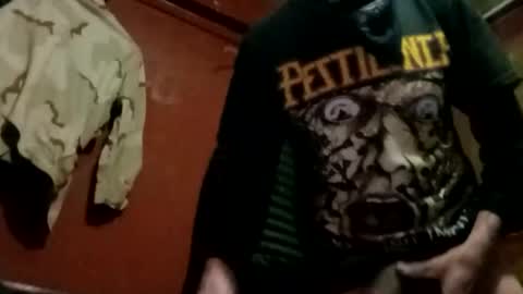 Snapshot of nocturnus1980 chatting on October 1, 6:08 am nocturnus1980 online show from October 1, 6:08 am