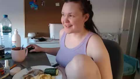 nodarell online show from March 12, 2:23 pm