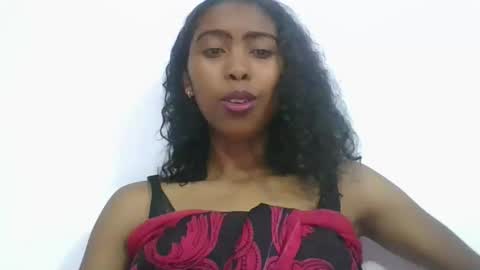 noelina online show from March 1, 6:59 am