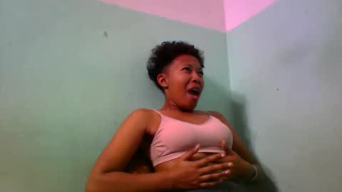 noellah online show from September 27, 5:01 am