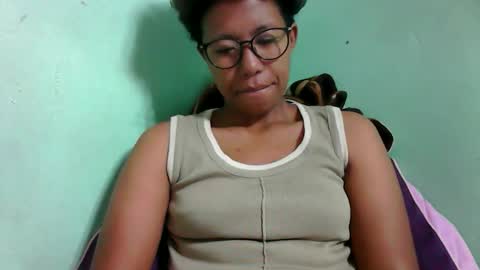 noellah online show from November 3, 3:52 am