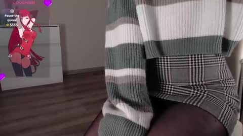 Snapshot of noelleneptune chatting on January 30, 2:47 pm noelleneptune online show from January 30, 2:47 pm