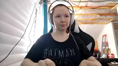 Snapshot of noemileclerc chatting on February 14, 7:38 am Lisa online show from February 14, 7:38 am