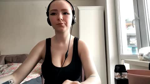 Snapshot of noemileclerc chatting on February 26, 10:14 am Lisa online show from February 26, 10:14 am