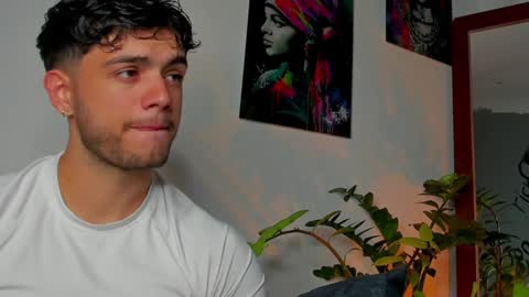 Snapshot of noha_miler chatting on January 28, 6:07 pm kevin online show from January 28, 6:07 pm