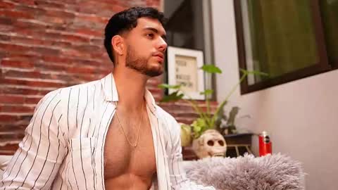 Snapshot of noha_miler chatting on September 9, 7:46 pm kevin online show from September 9, 7:46 pm