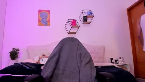 Snapshot of noha_natan chatting on September 26, 12:14 am noha_natan online show from September 26, 12:14 am