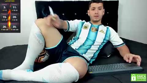 Snapshot of noha_white chatting on June 21, 5:59 pm Noha online show from June 21, 5:59 pm
