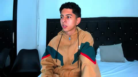 Noha Drake online show from March 16, 4:40 am