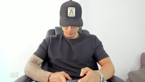 nohanhunter online show from June 3, 1:57 pm