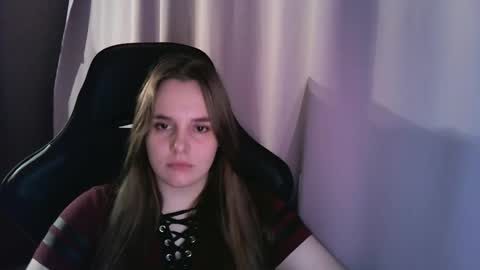 Snapshot of noir_ember_ chatting on September 17, 10:39 am noir_ember_ online show from September 17, 10:39 am