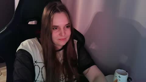 Snapshot of noir_ember_ chatting on October 6, 12:13 pm noir_ember_ online show from October 6, 12:13 pm