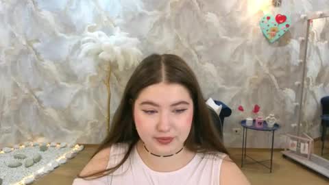 noirwhisper online show from February 17, 6:25 pm