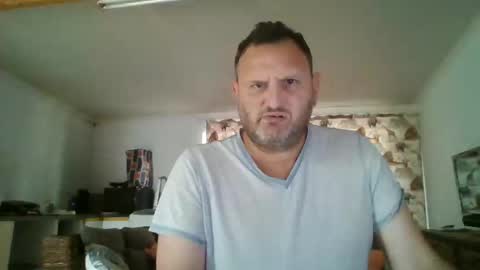 Snapshot of nollie244 chatting on December 27, 11:39 am Nollie online show from December 27, 11:39 am