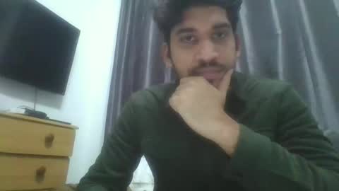 Snapshot of nomaii246 chatting on December 5, 7:21 pm nomaii246 online show from December 5, 7:21 pm