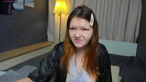 Snapshot of nora_lovvv chatting on October 26, 10:10 am Nora online show from October 26, 10:10 am