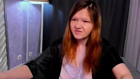 Snapshot of nora_lovvv chatting on November 8, 10:15 am Nora online show from November 8, 10:15 am