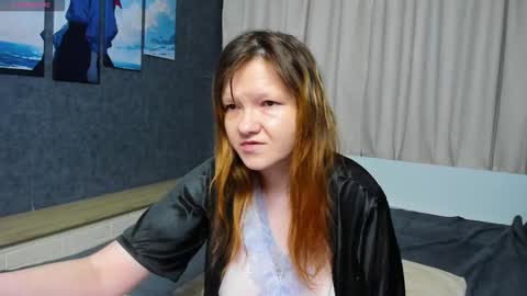 Snapshot of nora_lovvv chatting on November 10, 11:09 am Nora online show from November 10, 11:09 am