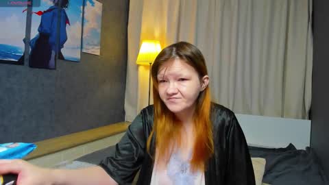 Snapshot of nora_lovvv chatting on November 20, 10:15 am Nora online show from November 20, 10:15 am