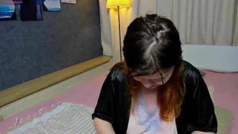 Snapshot of nora_lovvv chatting on November 29, 10:18 am Nora online show from November 29, 10:18 am