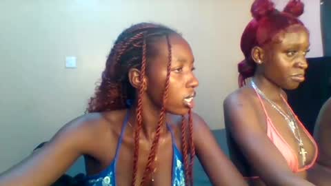 Snapshot of norababy20 chatting on June 12, 4:39 pm Norababy20 online show from June 12, 4:39 pm